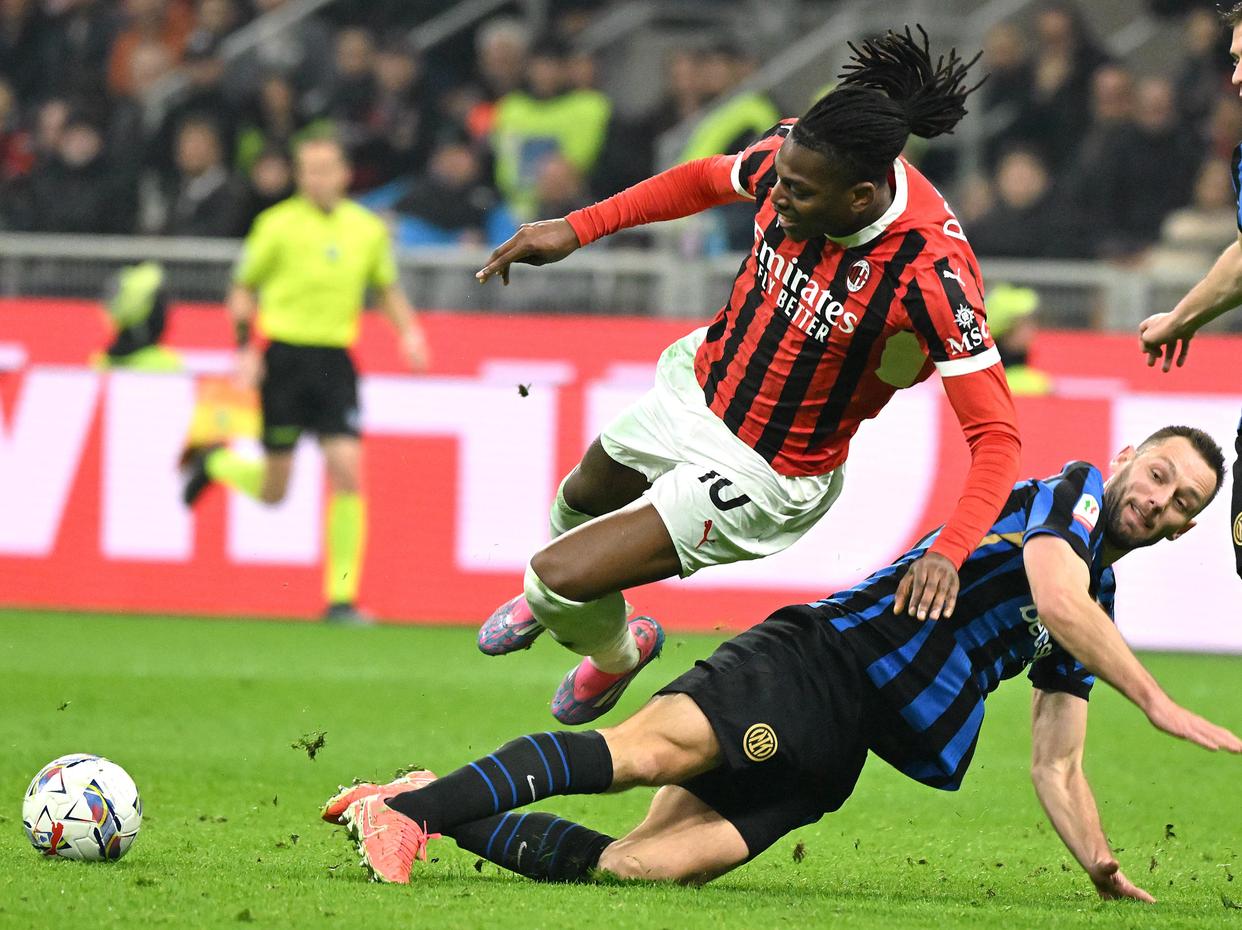 线外保持威 线外保持威