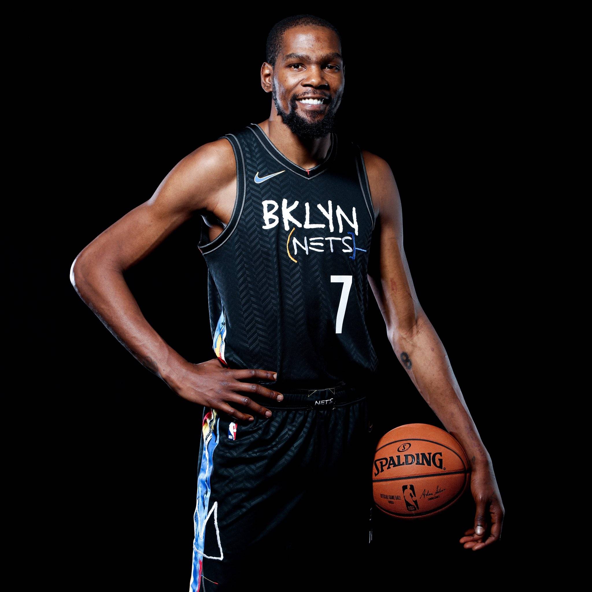 曼为梅西提 曼为梅西提